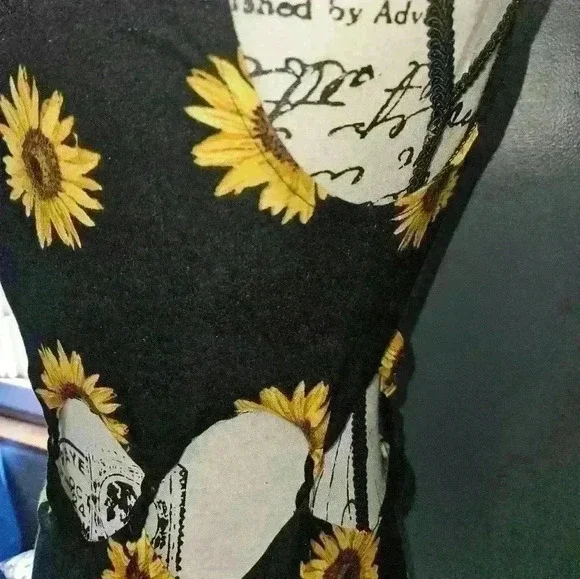 Pac Sun Kendall & Kylie Womans Sunflower Dress Size S - Picture 12 of 12